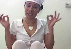 En la mañana de Navidad, hay videos eroticos clasicos una mujer con el coño empapado de semen.