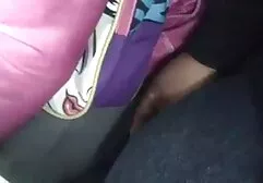 Apartamento de masaje Petite adolescente toma polla, porn clasico gran corrida interna, este es un tipo muy grande.