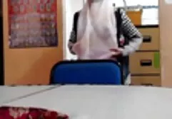 Mujer clasico porno español rusa de pelo oscuro comprobada por ginecólogo)