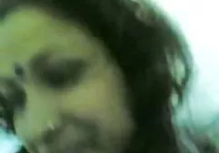 Kate Kennedy chupa videos clasicos xxx el culo de Seth Gamble en el taburete de la barra