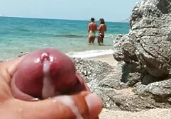 Sólo sexo, cámaras ocultas en la playa, videos pornos clásicos