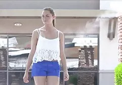 Querida porn clasico señora Cady como marido y mujer con a en la piscina. Comentario