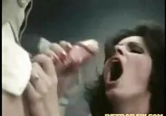 Culo británico maduro videos pornos clásicos lamer su cara