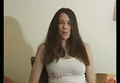 Las partes de masaje en el clasicos porn Apartamento se convirtieron en un trío.