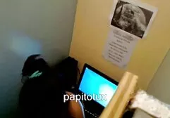 la madre pprno clasico del bebé.